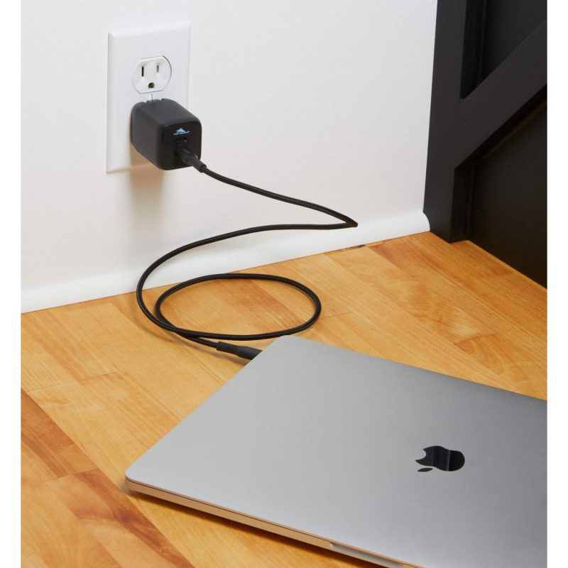 High Sierra 65W USB Wall Charger and Cable Kit - 8